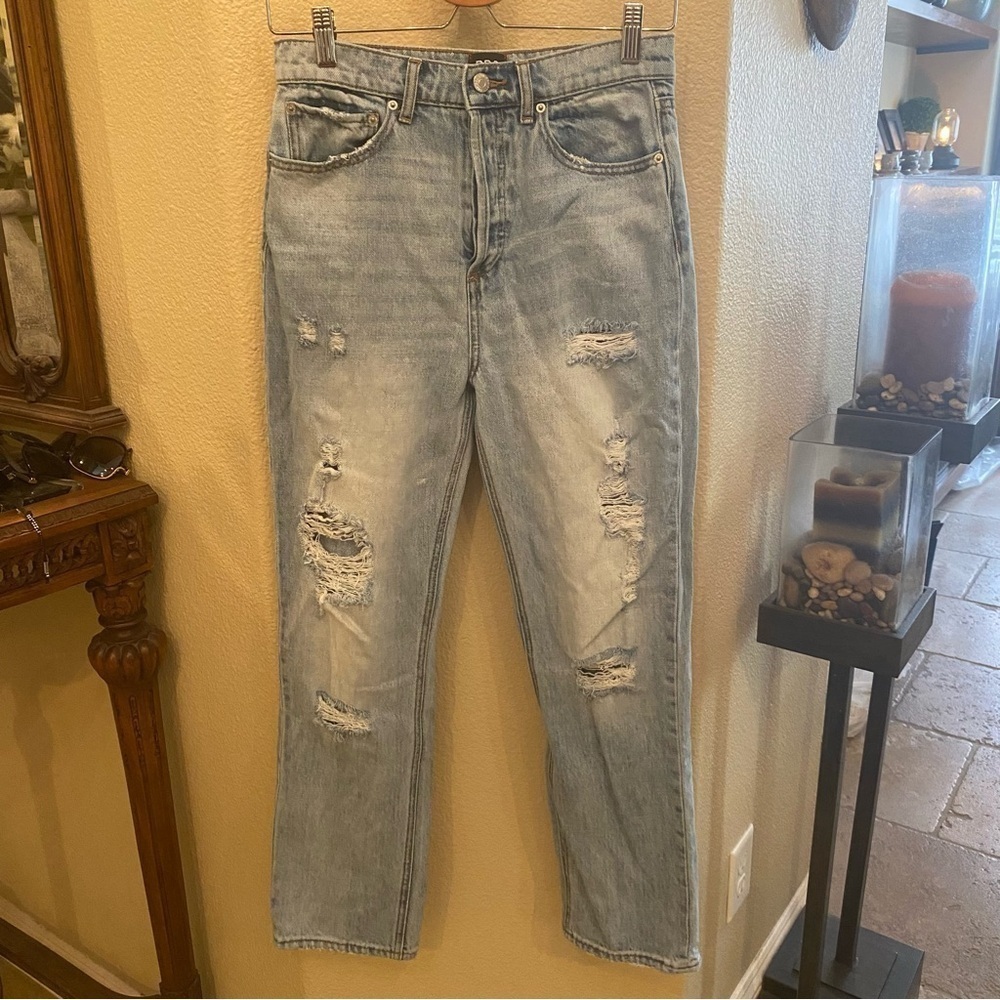 BDG Women Light Blue Ripped Jeans Size 26